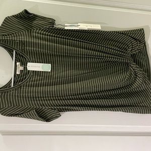 NWT Nine Britton green stripe knot tshirt. Size Medium